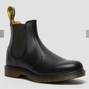 Dr martens black Chelsea boots 2976 smooth leather